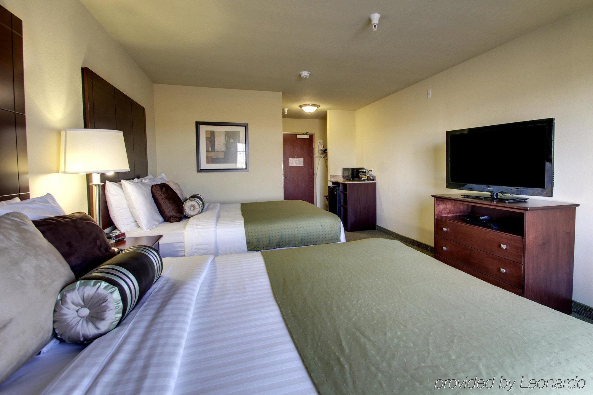 Cobblestone Hotel - Wayne Bagian luar foto