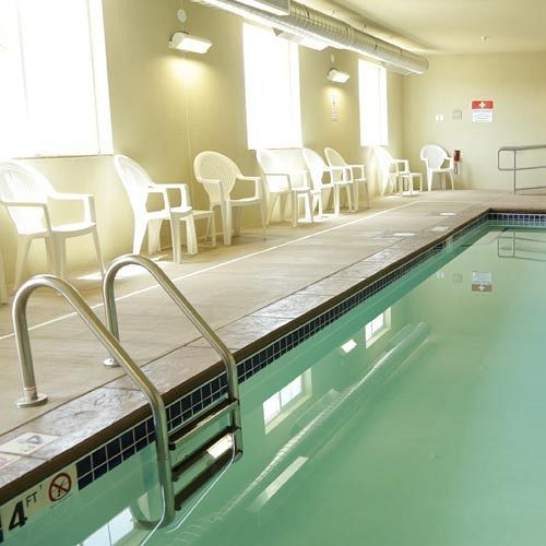Cobblestone Hotel - Wayne Bagian luar foto