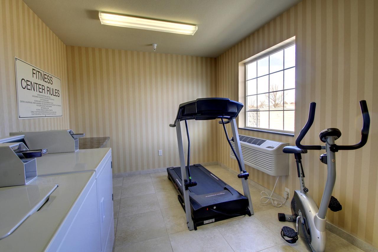 Cobblestone Hotel - Wayne Bagian luar foto